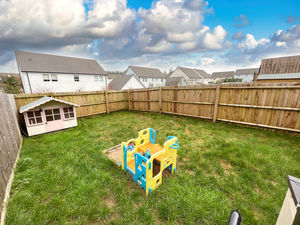 Photo 11- click for photo gallery